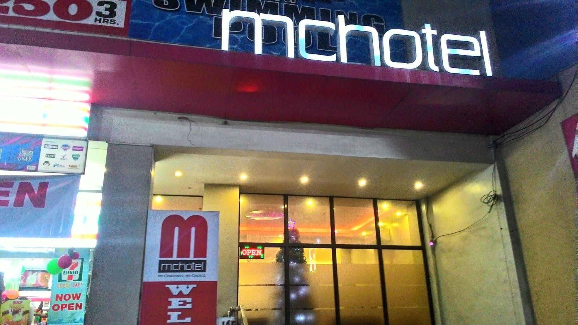 Oyo 637 Fox Hotel Quezon City Exterior photo